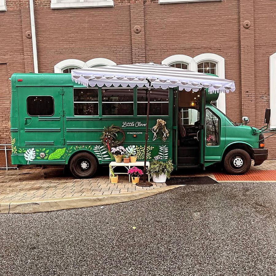 gss-bloom-little-clover-bus